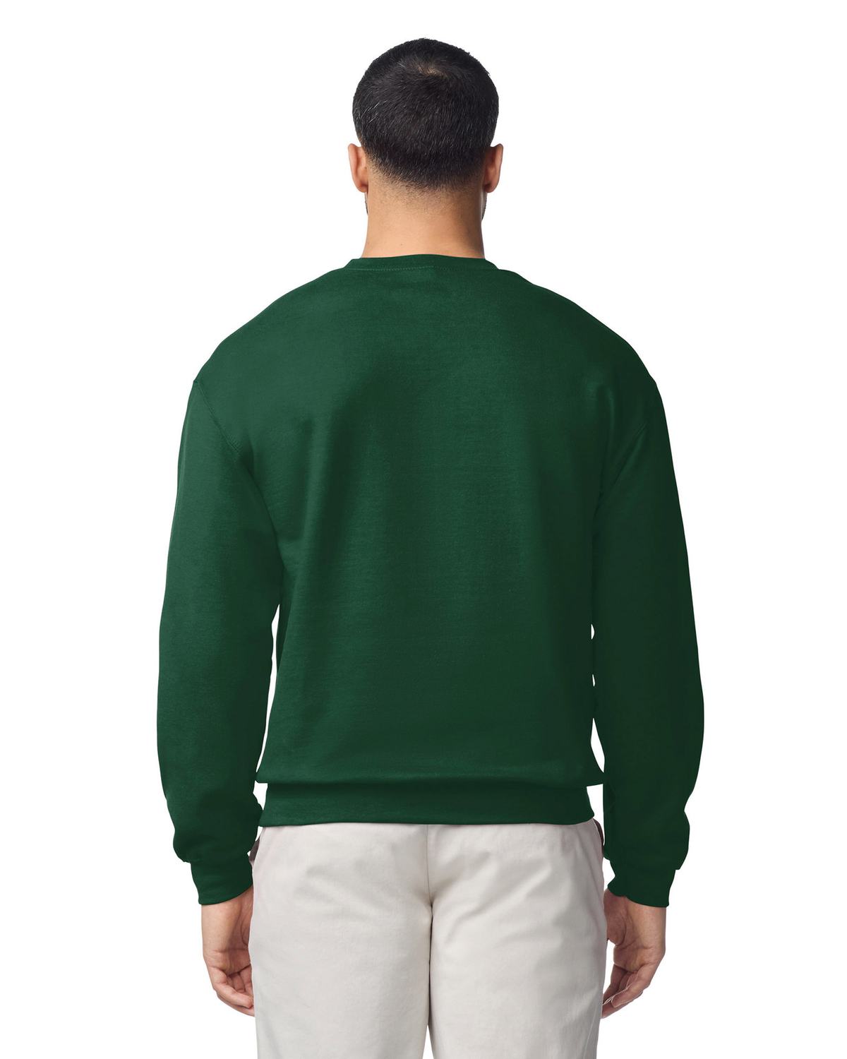 Gildan 18000 sweater ronde hals gedragen door model, Flessengroen, achterkant