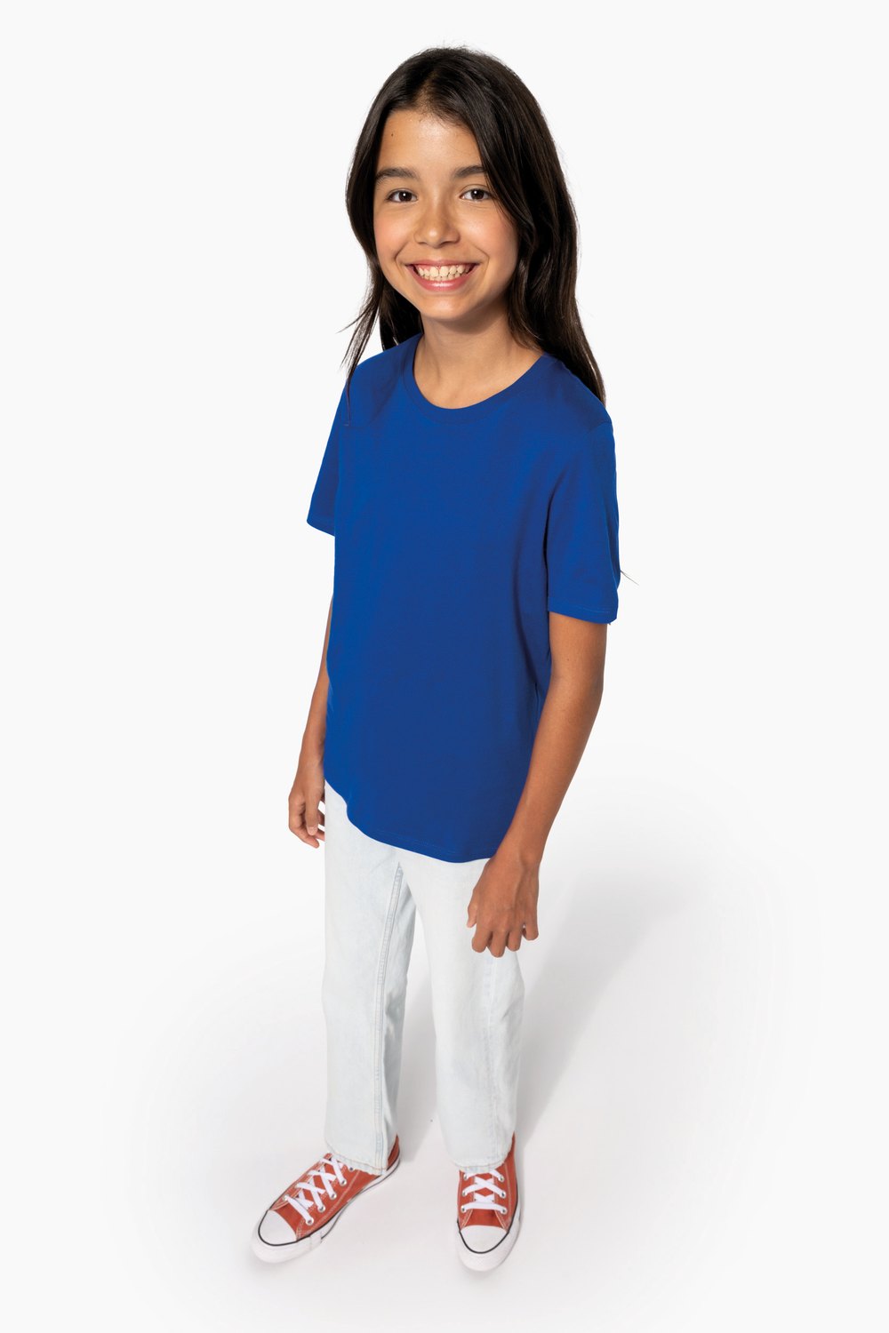 Kariban K3027IC kinder T-shirt bio gedragen door model, Royal blauw. Model is 152 cm en draagt maat 10/12.