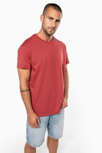 Kariban K3032IC bio T-shirt ronde hals gedragen door model