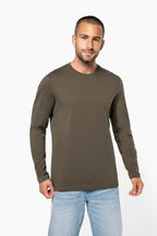 Kariban K359 longsleeve ronde hals gedragen door model
