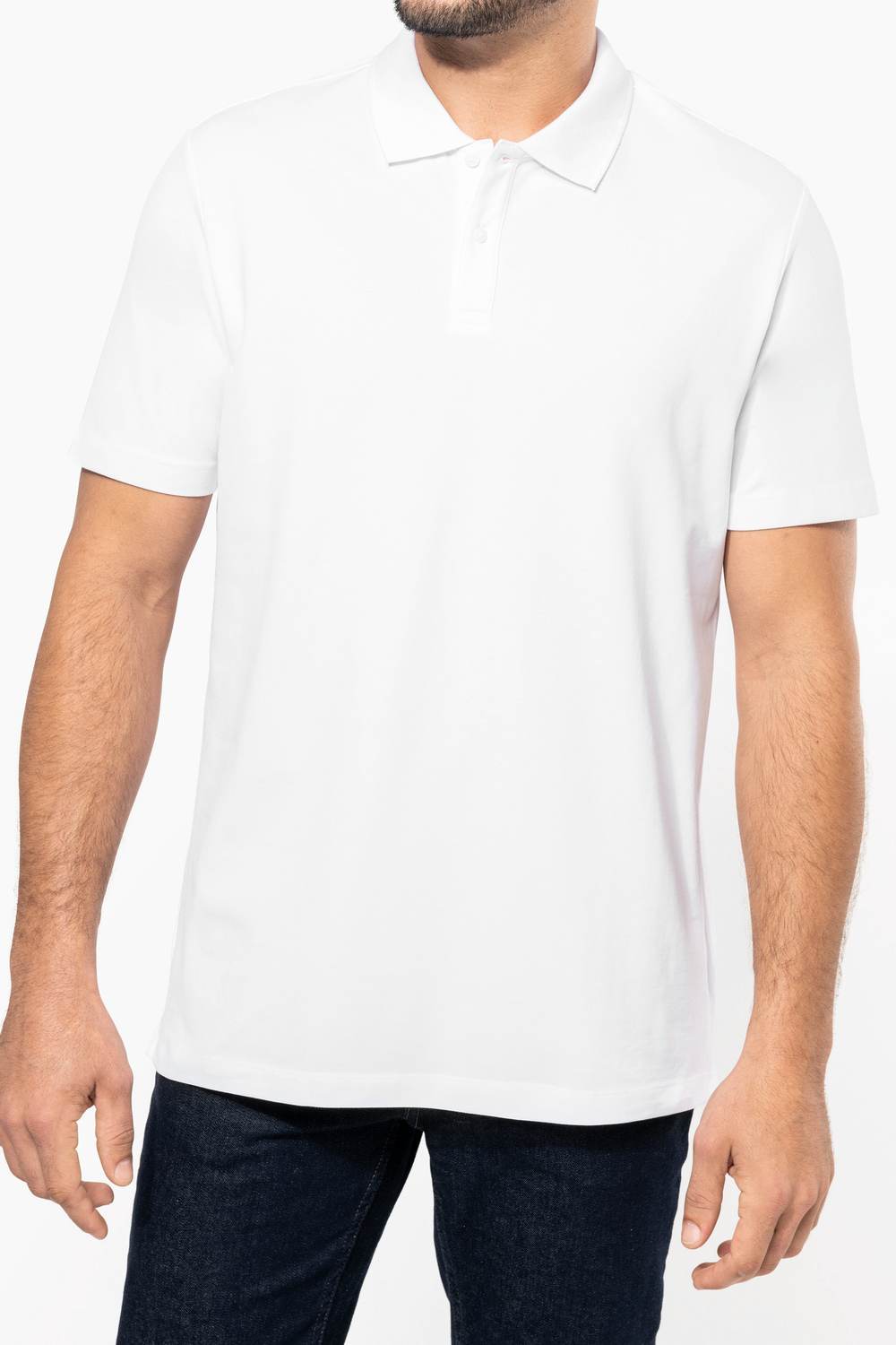 Kariban Premium PK200 Supima® Herenpolo Korte Mouwen gedragen door model